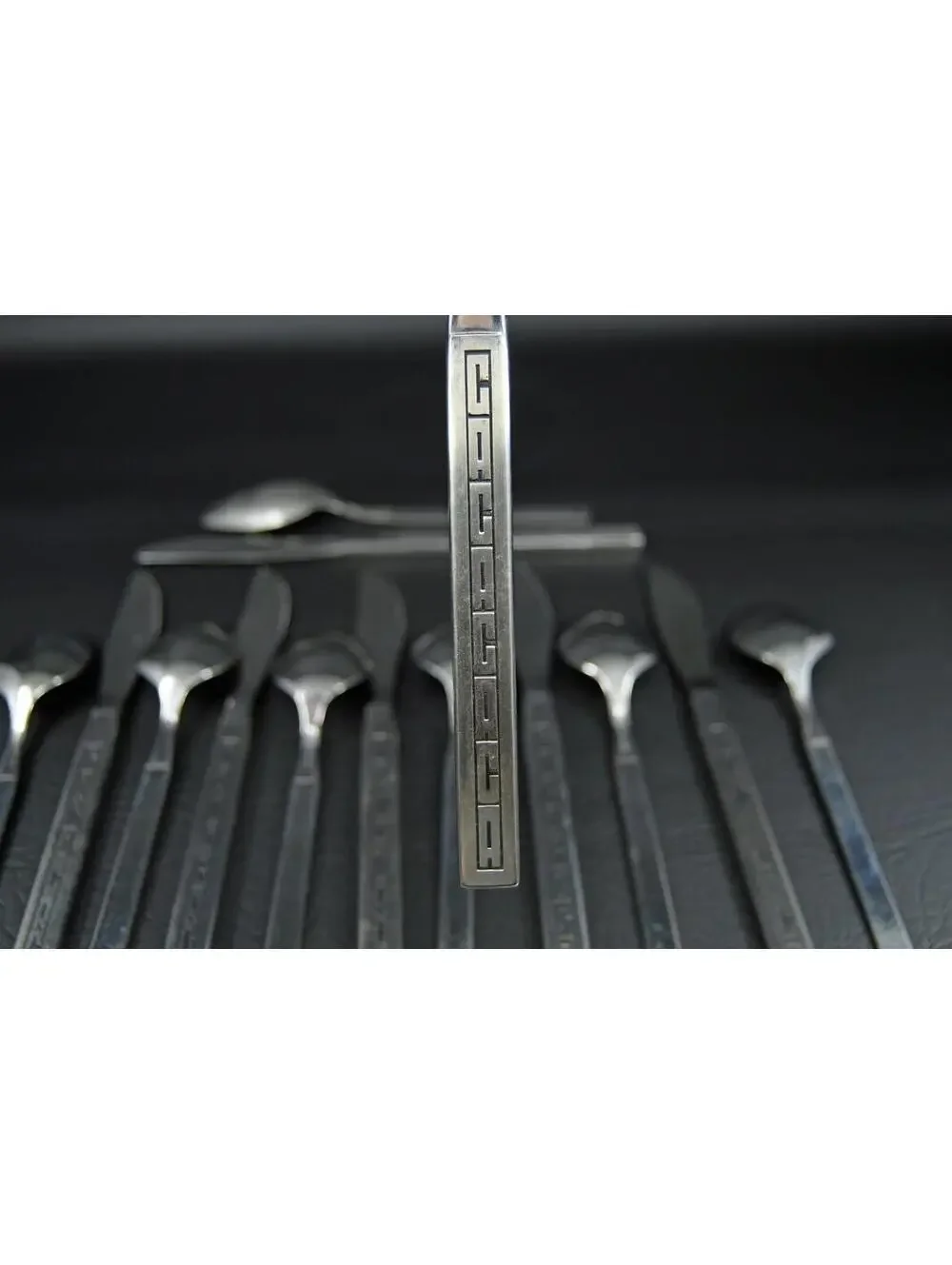 VTG Continental Airlines by Oneida CACACACA Stainless Flatware 8 Spoon 8 Knife